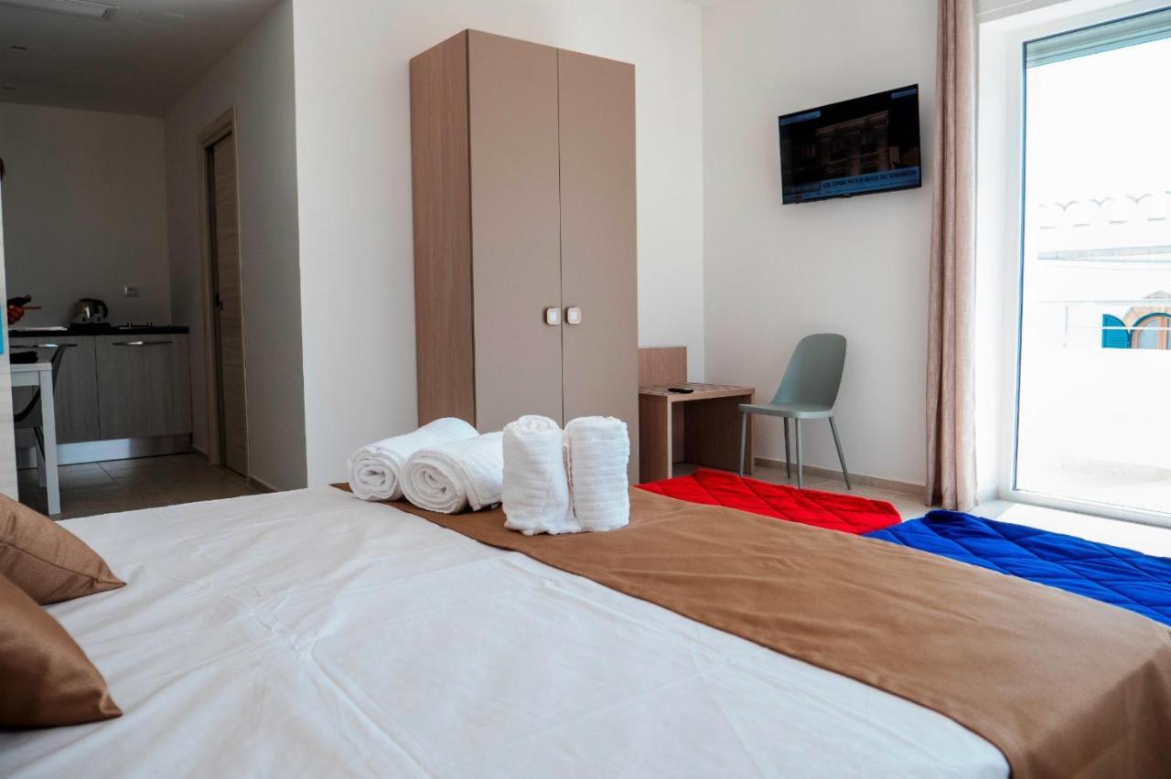 B&B A Un Passo Dal Mare Torre Canne Dış mekan fotoğraf