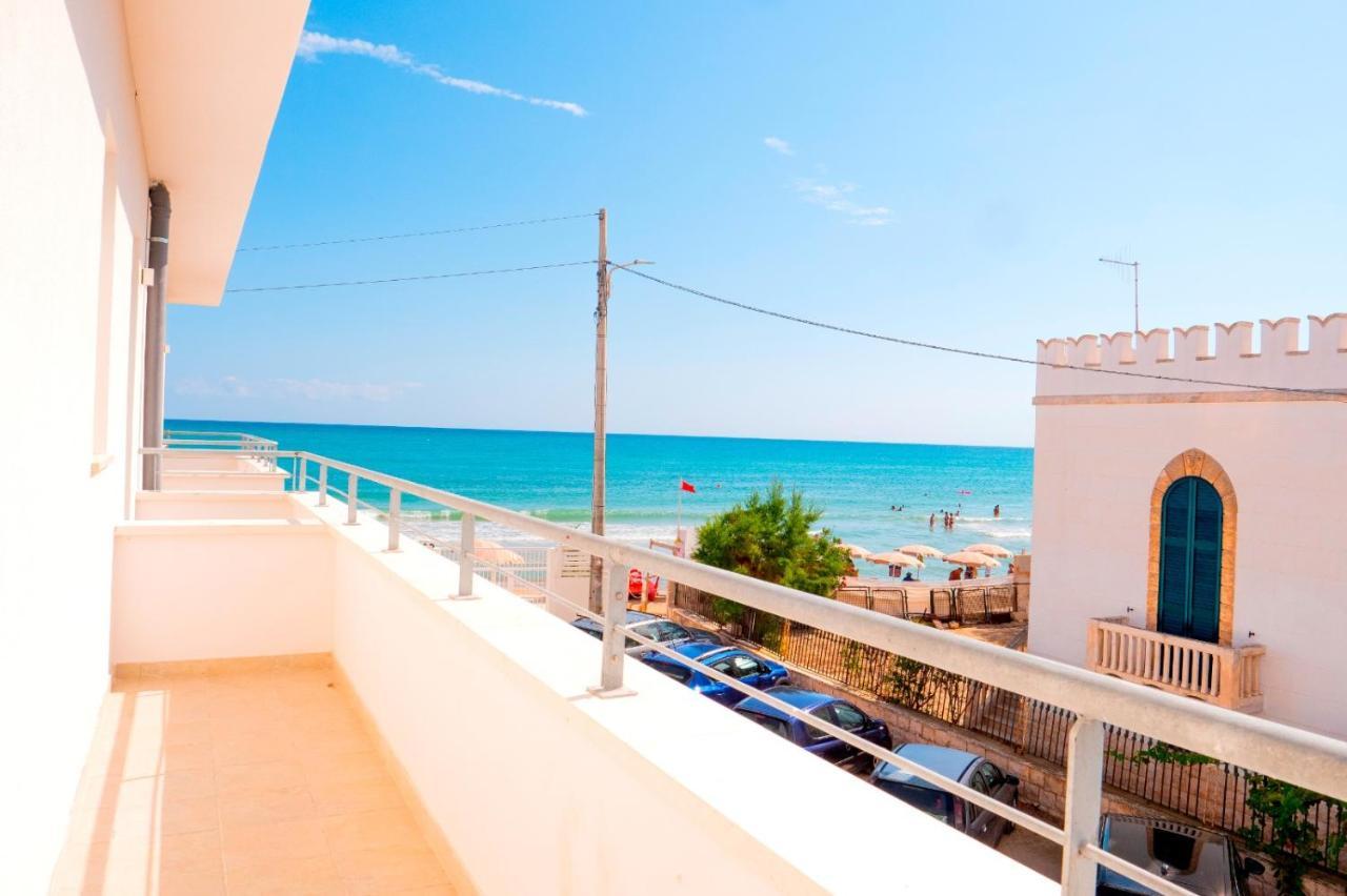 B&B A Un Passo Dal Mare Torre Canne Dış mekan fotoğraf